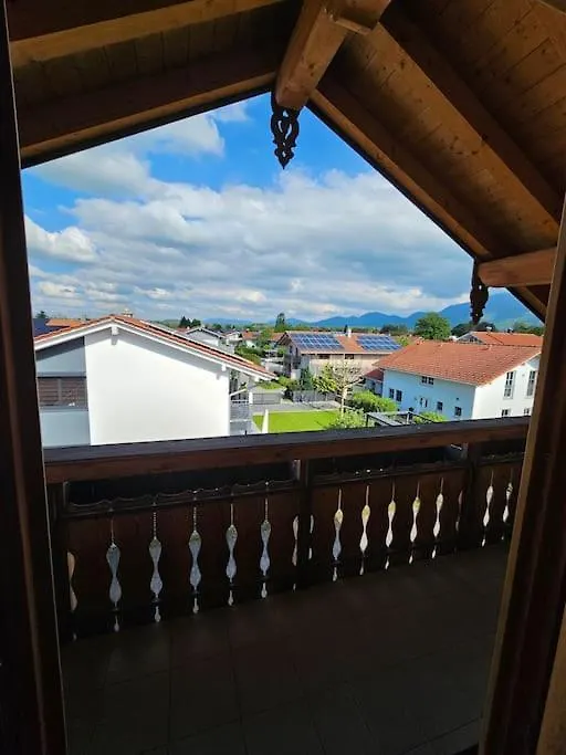 شقة Thronvomchiemgau Übersee ألمانيا